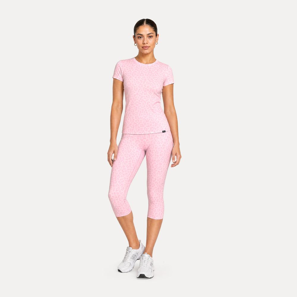 LEO Capri Leggings Velvara